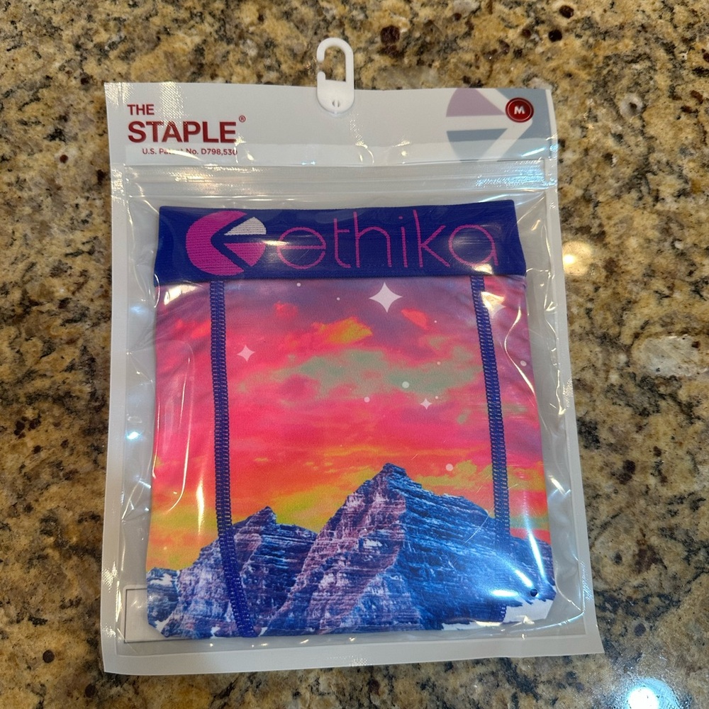 Ethika graphic print size medium